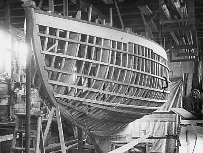 Building Rob Roy in G.A. Feltham & Sons workshop